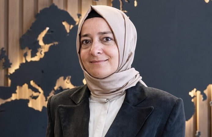 AK Parti Genel Başkan Yardımcısı Kaya, partideki tüm görevlerinden istifa etti
