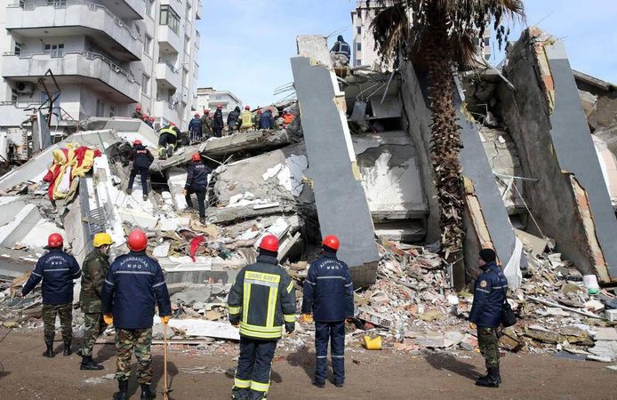35 kişinin hayatını kaybettiği Ezgi Apartmanı davasında gerekçeli karar açıklandı