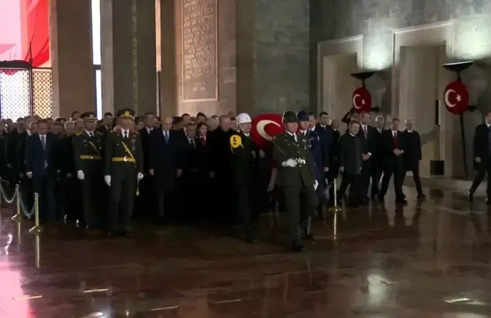 Cumhuriyet’in 103’üncü yılında Erdoğan başkanlığındaki devlet erkanı Anıtkabir'i ziyaret etti