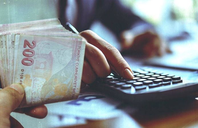 Memurların 2027 fazla mesai ücretleri açıklandı: Saatlik ödeme 19,85 TL olacak