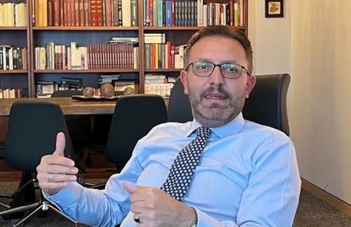 Eski AK Parti milletvekili Ertan Aydın fon soruşturmasında gözaltına alındı