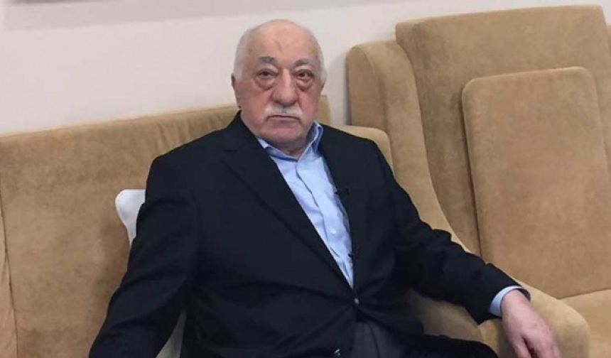 Fethullah Gülen hangi suçlardan yargılandı?