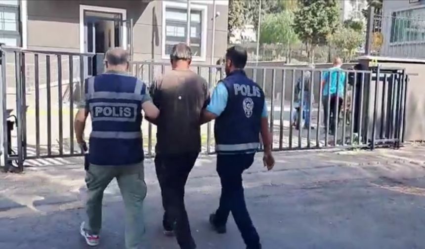 İzmir'de 25 suç kaydıyla aranan şahıs yakalandı