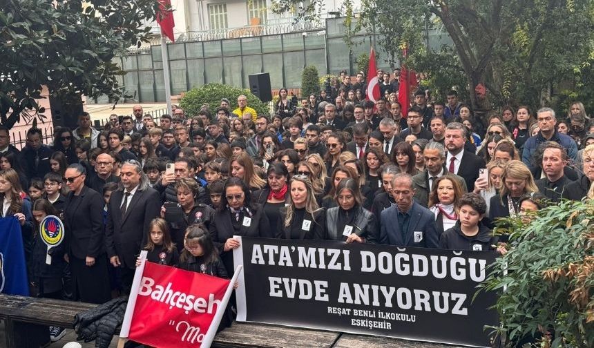 Buca Belediye Başkanı Görkem Duman, Atatürk’ü Selanik’te andı!