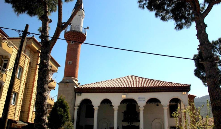 İzmir Kınık'ta 1314 yılında yapılmış Çarşı Camii'yi biliyor musunuz?