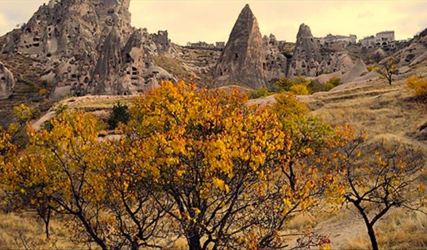 Kapadokya'da renklerin dansı: Sonbaharın sihirli dokunuşu