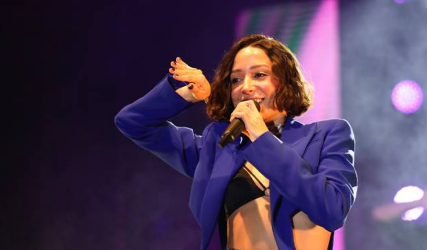 Gratis Fest İzmir'de Zeynep Bastık rüzgarı