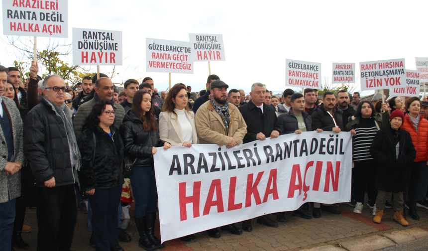 İzmir Güzelbahçe'de protesto: Belediye Başkanı Günay’dan "Spor alanı kalsın" çağrısı