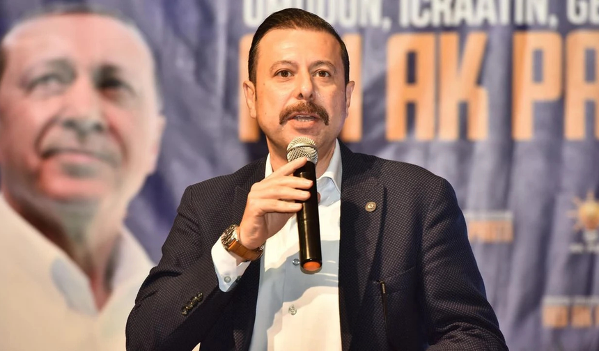 AK Parti'li Kaya'dan İzmir Büyükşehir'e asfalt eleştirisi: Çukurlar çoğalıyor!