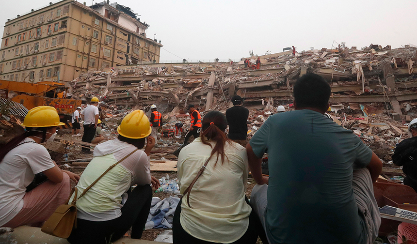 Myanmar’da meydana gelen depremlerde can kaybı 2 bin 719’a yükseldi
