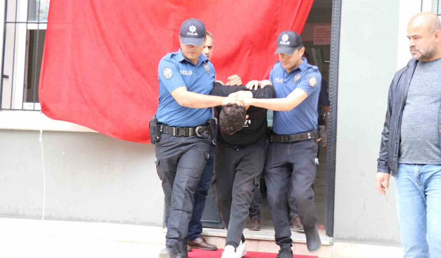 2 yaşındaki bebeği darbetti!