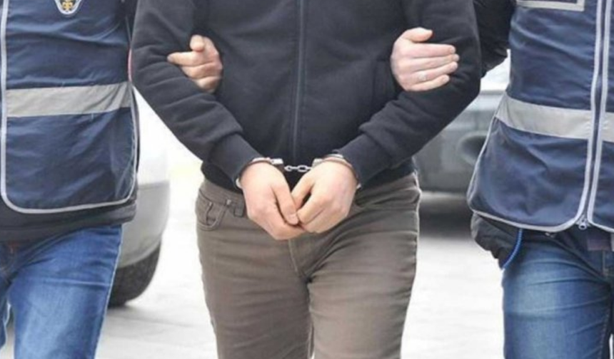 Bornova'da silah ticareti operasyonu: 1 tutuklama