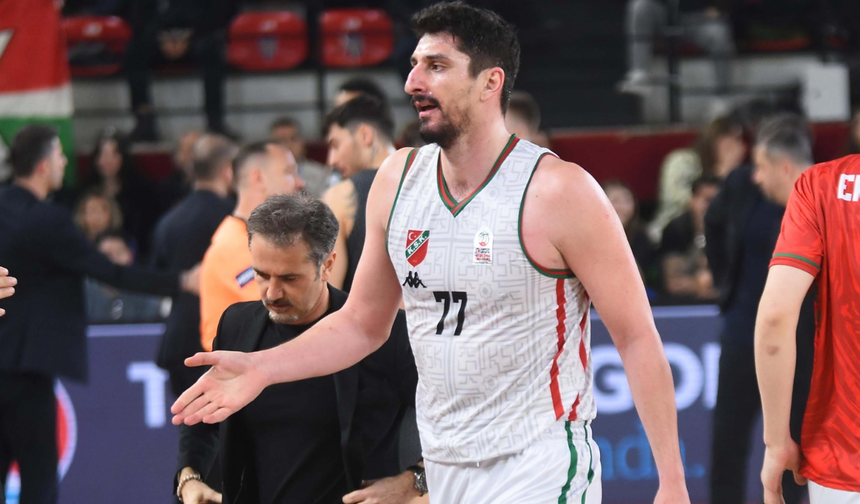 Karşıyaka’nın Muhsin Yaşar’ı nisanın en iyisi oldu