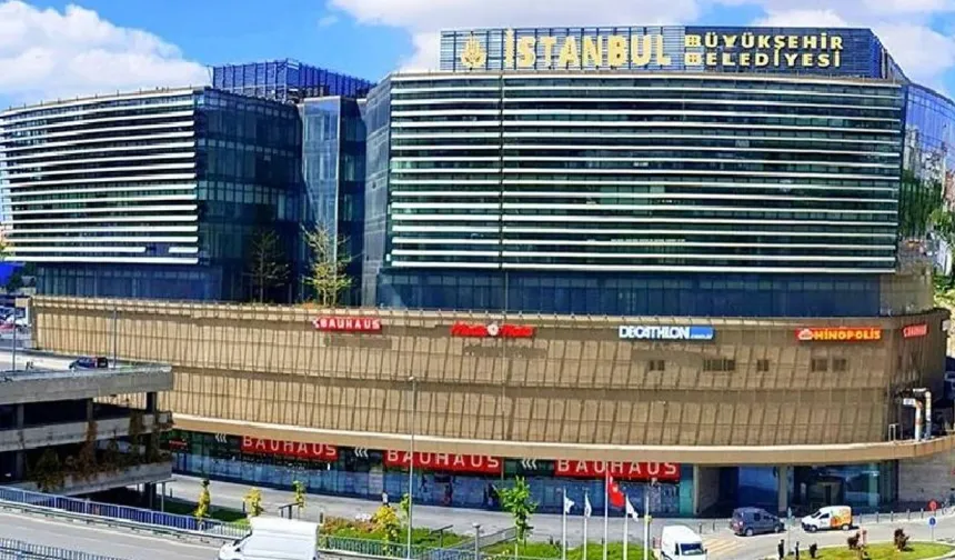 İBB’de soruşturmasında yeni ifade: Adıma şirket kurup valizle para taşıdılar