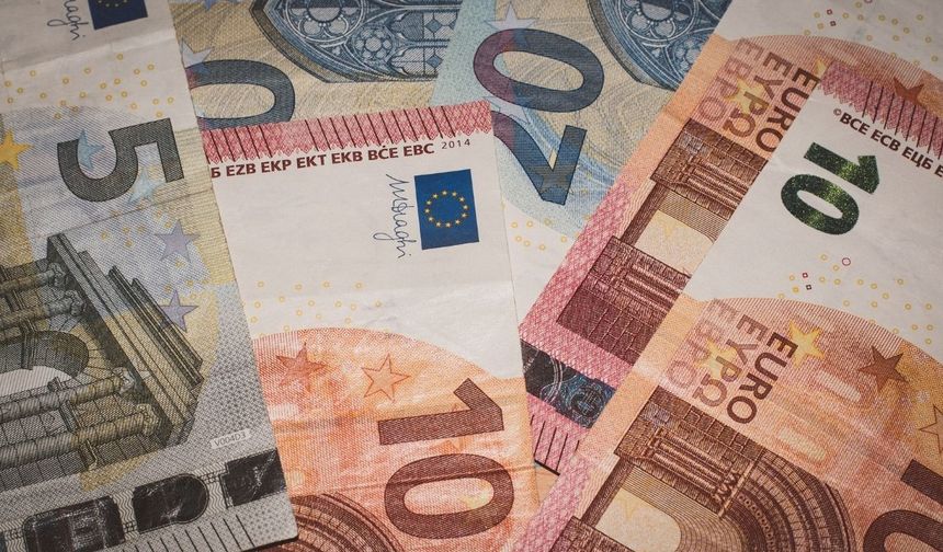 8 Aralık 2025 güncel döviz kurları