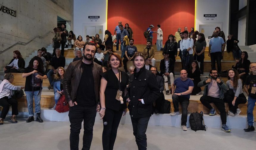 İzmir Kısa Film Festivali’nde Gonca Vuslateri genç sinemacılara ilham verdi