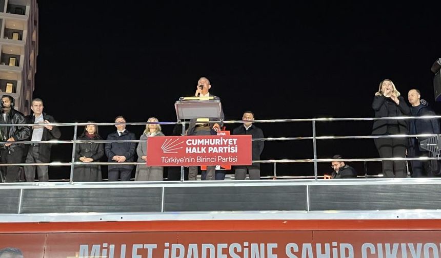 CHP, Güngören’de miting düzenledi: Özgür Özel halkla buluştu
