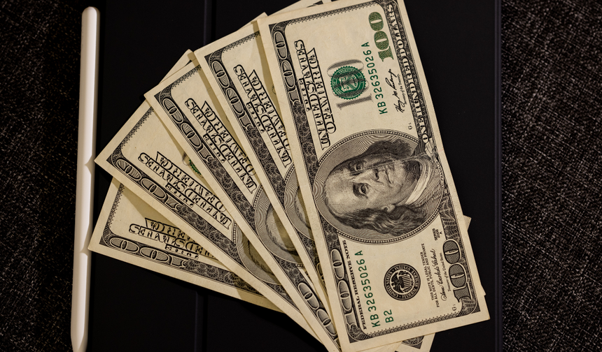 Döviz piyasasında son durum: 13 Aralık’ta Dolar ve Euro Kaç TL oldu?