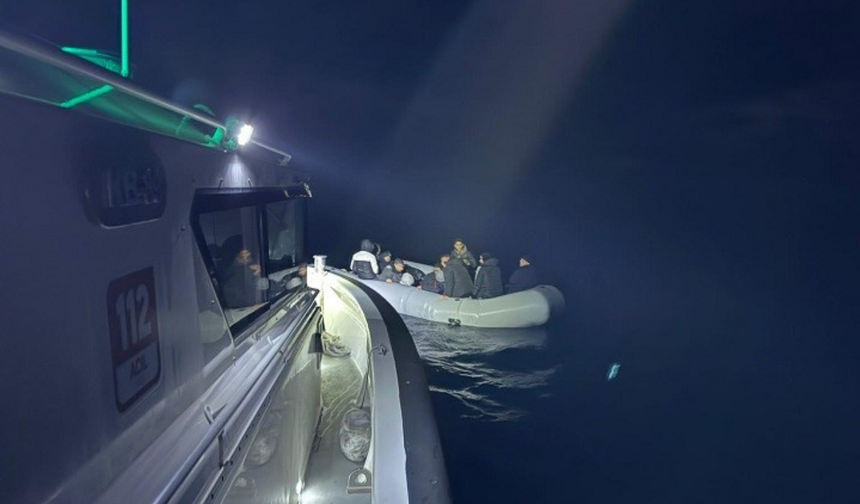 İzmir açıklarında göçmen operasyonu: 125 kişi kurtarıldı