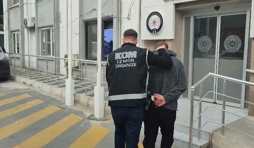 İzmir’de suç örgütü propagandasına yönelik operasyonda 30 kişi gözaltında