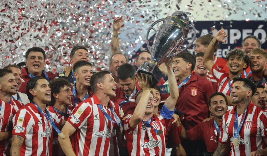 Muslera penaltılarla Estudiantes’i şampiyon yaptı