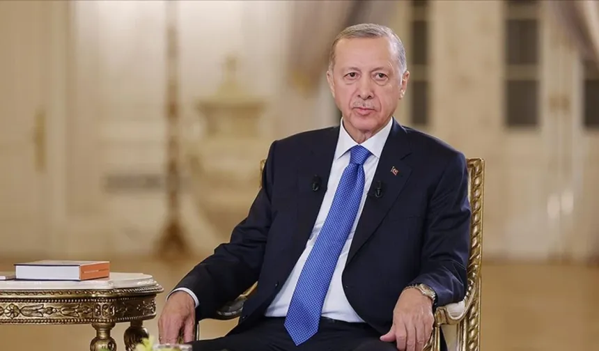 Erdoğan: Başörtülü yargı mensuplarımız hakkında edep ve ahlak sınırlarını aşan hazımsızlıklara hepimiz şahit oluyoruz