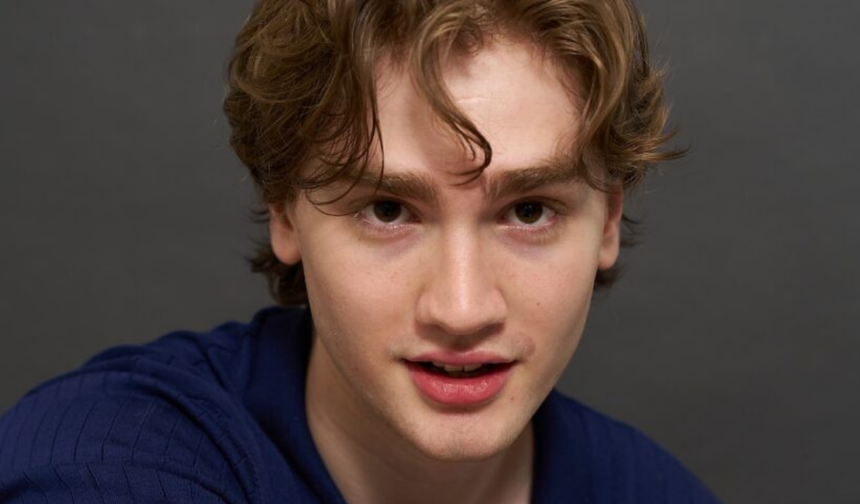 Ata Yaşat, “Daha 17” dizisinin Teoman’ı oluyor