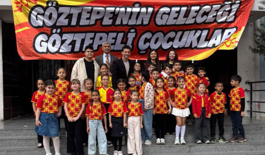 Göztepe’nin yıldızı İzmirli miniklerle buluştu