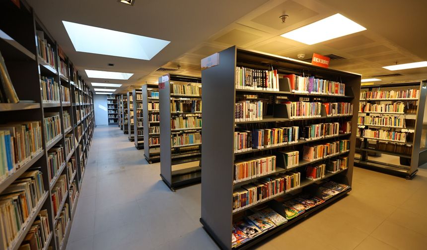 Efes Selçuk’ta Kütüphane Haftası coşkusu: Sanat ve edebiyat dolu 6 gün