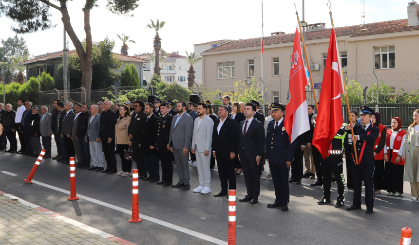 Bayındır’da Polis Haftası gururu: 181 yıllık şanlı tarih selamlandı!