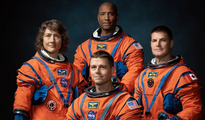 NASA’nın 50 yıl sonra ilk insanlı Ay seyahati başlıyor