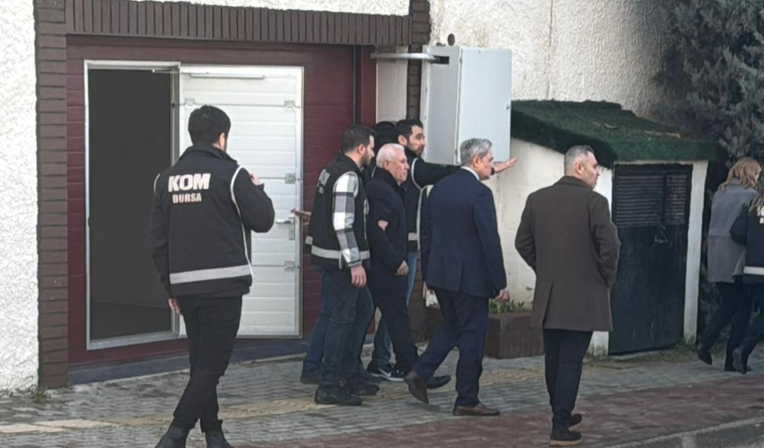 Bursa Büyükşehir Belediye Başkanı Mustafa Bozbey tutuklandı
