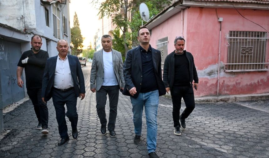 Bornova’da sokaklar yenileniyor: Desenli asfalt çalışmaları yayılıyor