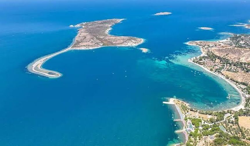 Foça’da “Gediz, Deniz, Dip Çamuru” paneli: İzmir Körfezi’nin çevresel geleceği masaya yatırılıyor