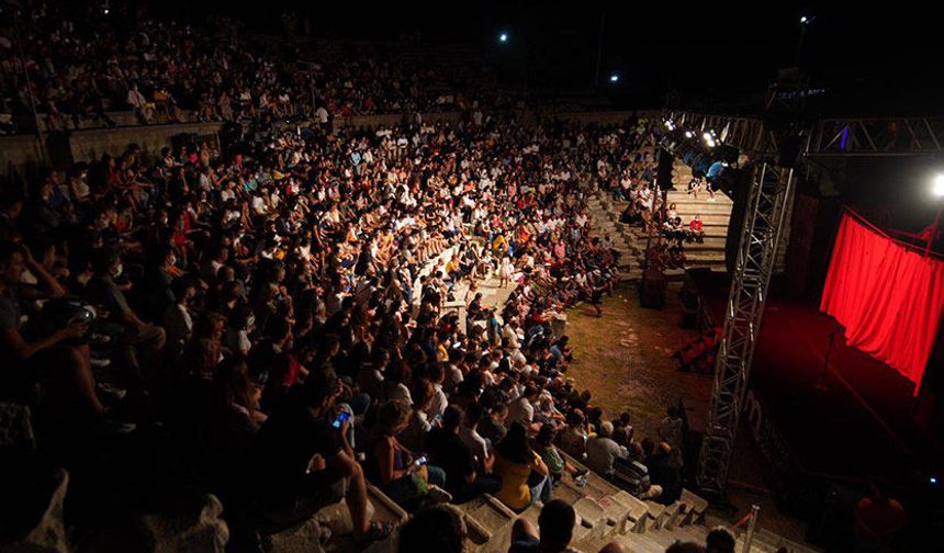 İzmirli sanatseverlere müjde! Bergama Tiyatro Festivali’nde üç gün sanat şöleni