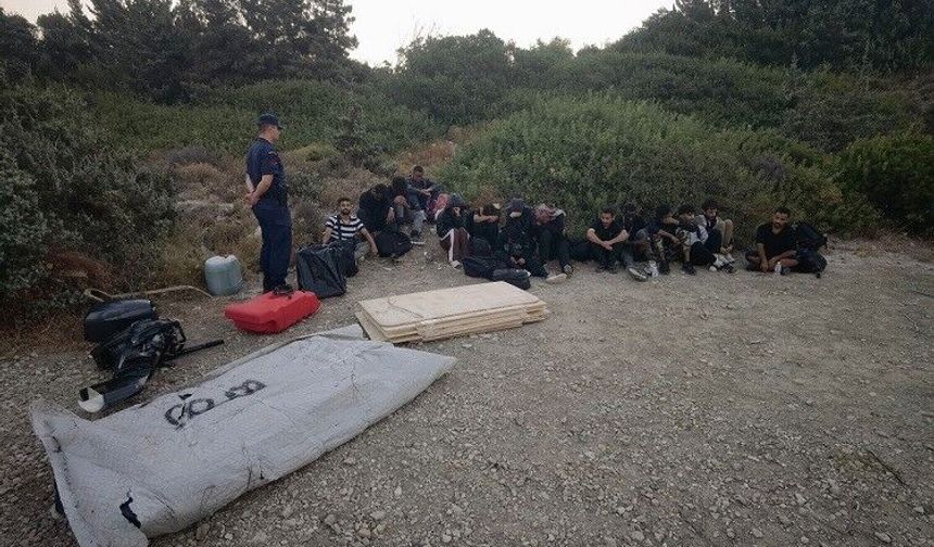 Çeşme’de ortak operasyon: 16 düzensiz göçmen yakalandı