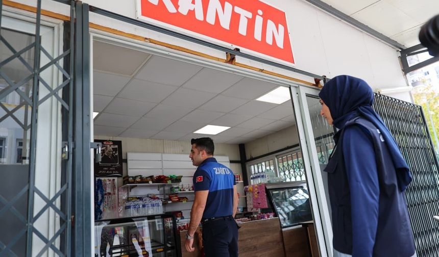 Buca’da okul kantinlerine sıkı denetim: Raflar tek tek kontrol edildi