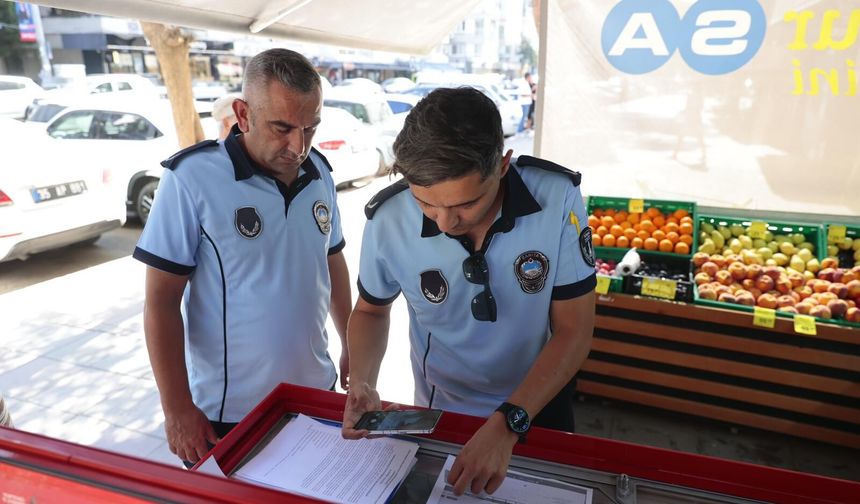 Konak'ta zincir marketlere sıfır atık denetimi