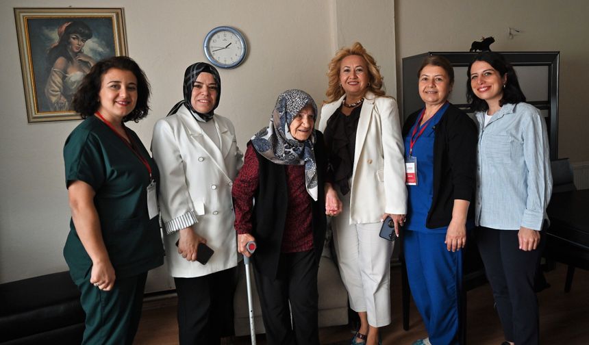 Bornova’nın çınarlarına anlamlı ziyaret!