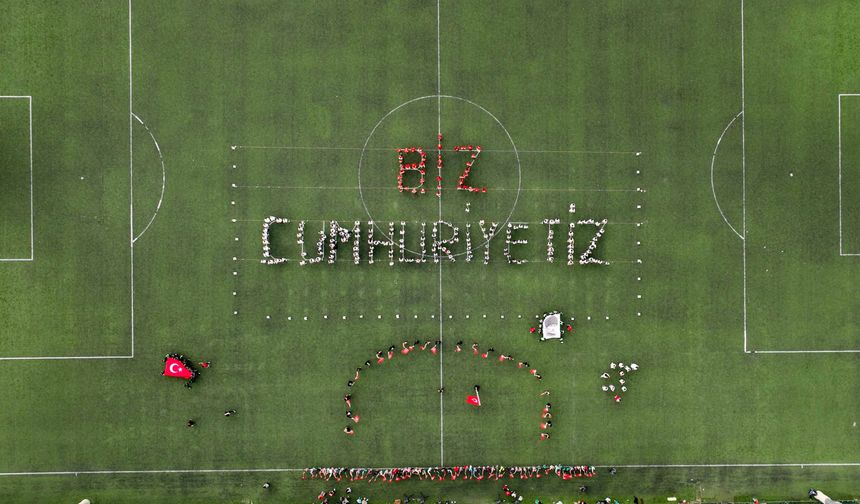 Cumhuriyet'in 103. yılı Buca'da coşkuyla kutlandı