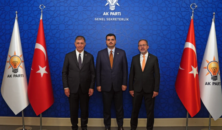 Eyyüp Kadir İnan'dan İzmir mesajı