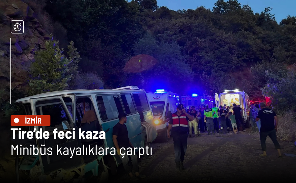 Tire’de feci kaza: Minibüs kayalıklara çarptı