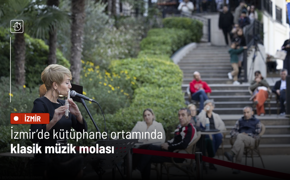 İzmir’de kütüphane ortamında klasik müzik molası