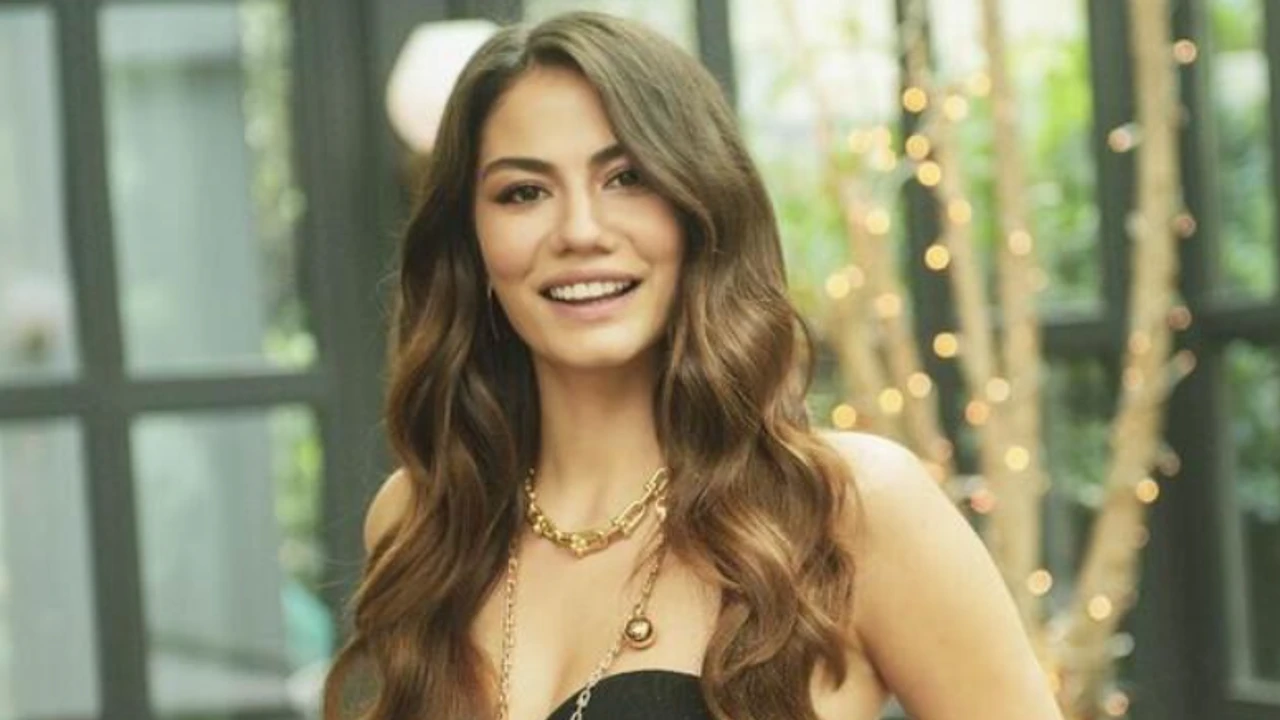 Demet Özdemir'den Dudak Uçuklatan Reklam-2