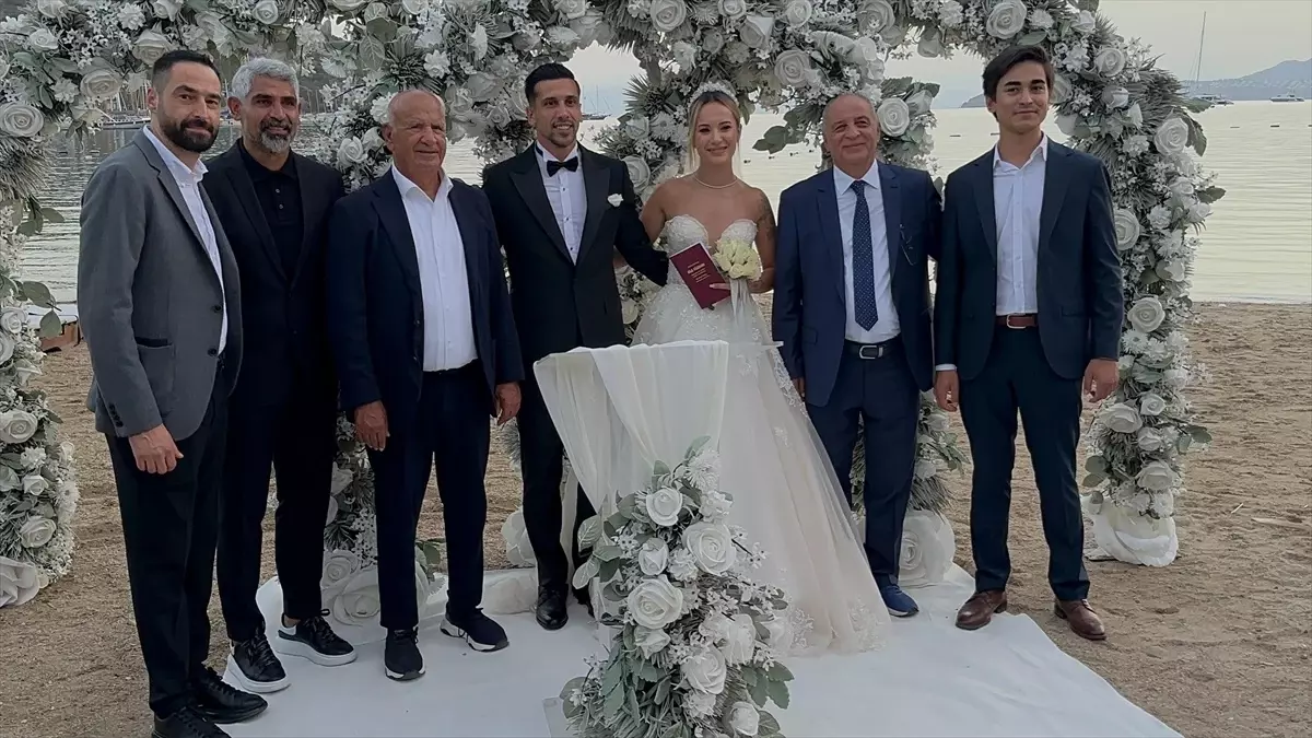 Bodrum Fk Oyuncusu Samet Yalçın Evlendi4