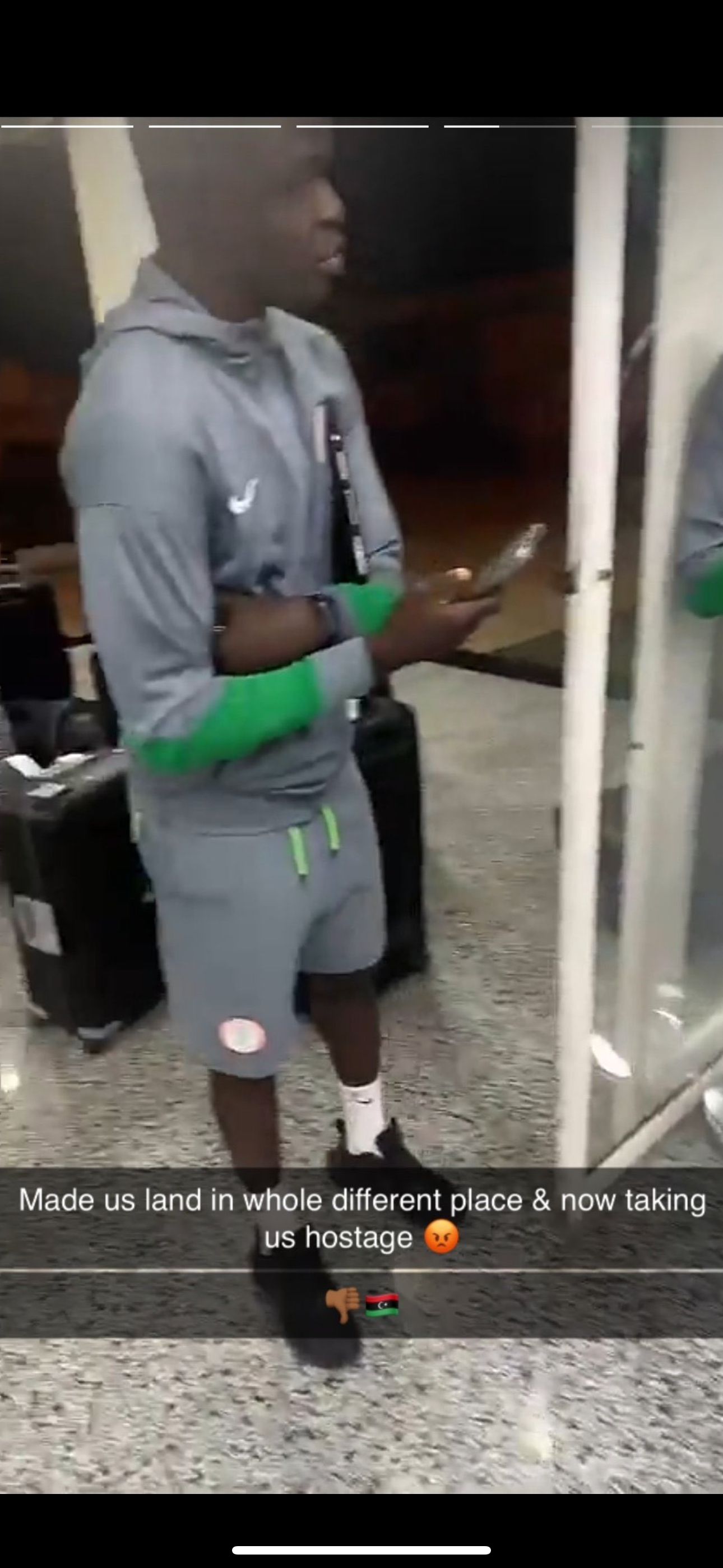 Fenerbahçe Oyuncusu Osayi Samuel, Libya'da 15 Saat Mahsur Kaldı!