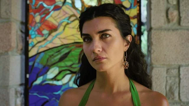 Tuba Büyüküstün 1