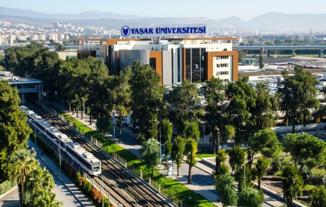 Yaşar Üni