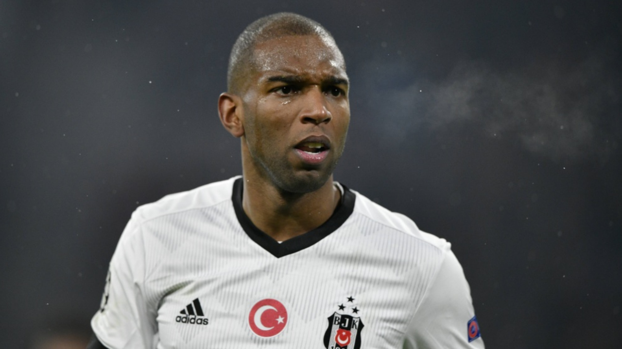 Bir Zamanlar Galatasaray Ve Beşiktaş'ın Yıldız Isimlerinden Ryan Babel Futbola Veda Etti! (1)