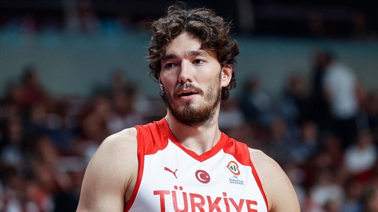 Cedi Osman Liderliğinde 12 Dev Adam Avrupa’da (1)